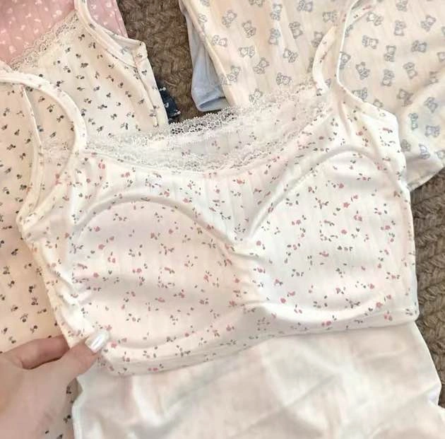 Floral print tank top with built in bra - photo 2