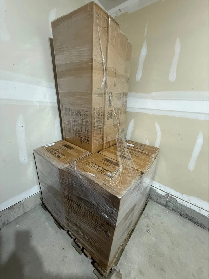 BRAND NEW & SEALED – Modern C-Shaped TV Stand / Media Console - photo 2