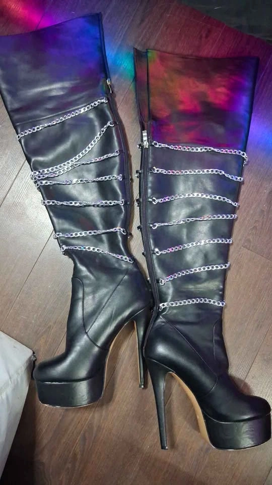 Black Platform Over-the-Knee Chain Boots - photo 2