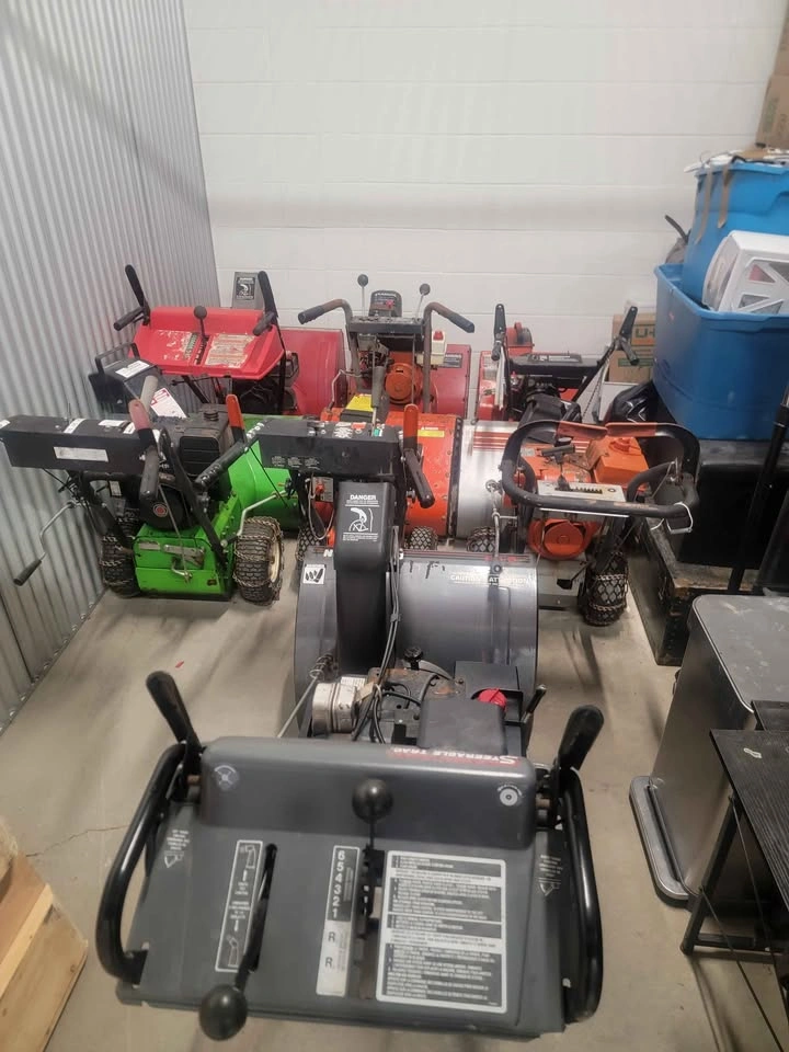 Fully Serviced Snow Blowers - Various Models - photo 2