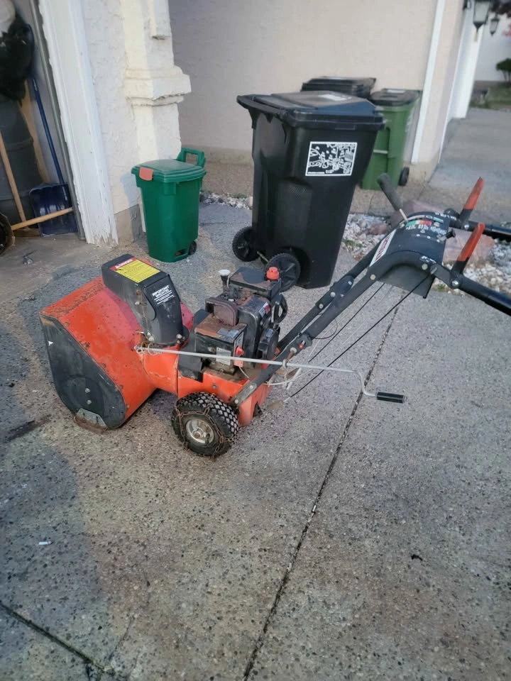 Artisan 5 HP Snow Blower – Ready for Winter! - photo 3