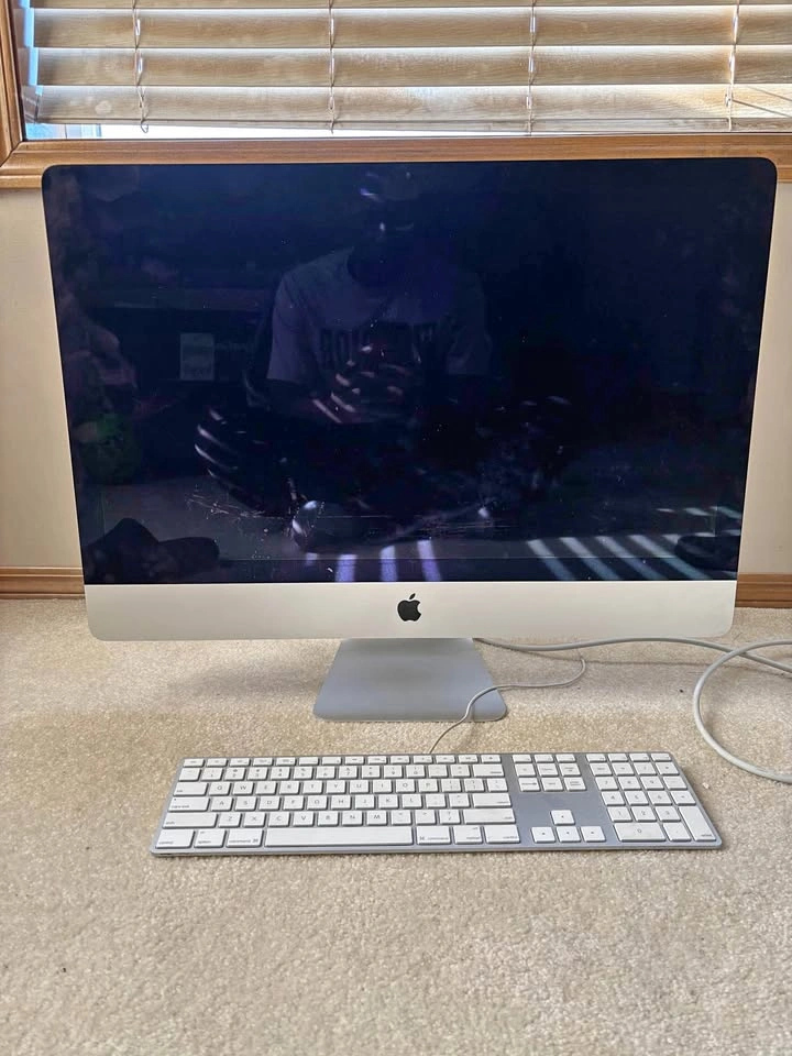Apple iMac 27” – Intel Core i7, 16GB RAM, NVIDIA Graphics