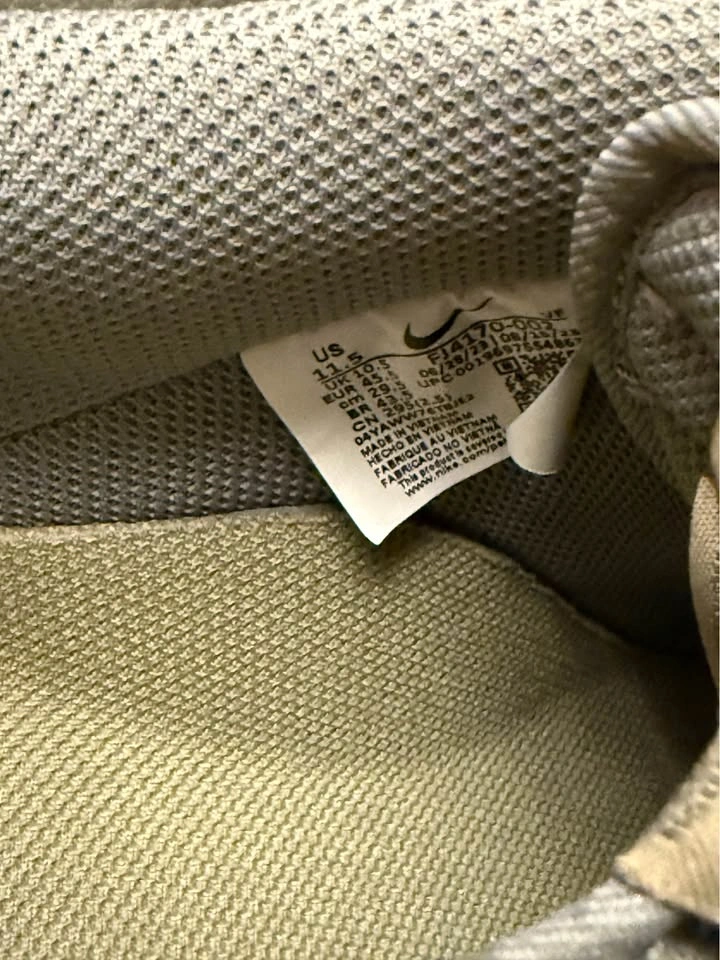 Nike Air Force 1 ’07 LV8 - photo 3