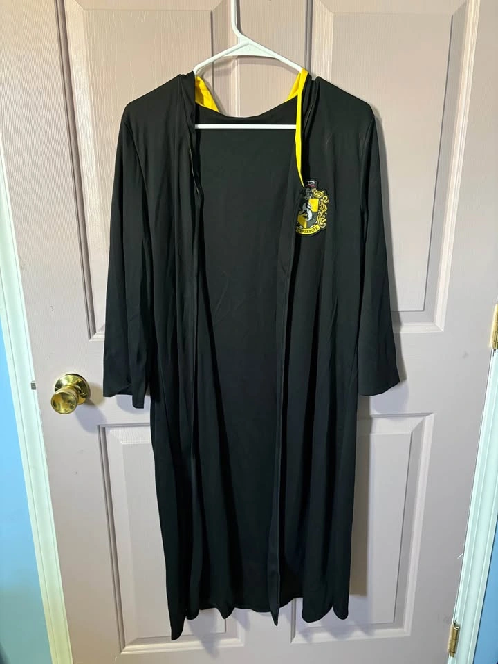 Hufflepuff cloak costume - photo 4
