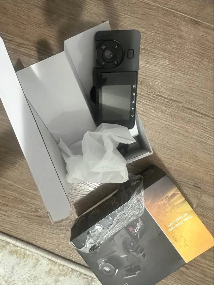 Three Channels 4K Dash Cam - photo 2