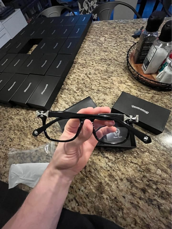 Branded Glasses with Bluelight Lens - Black & Clear Frames - photo 5