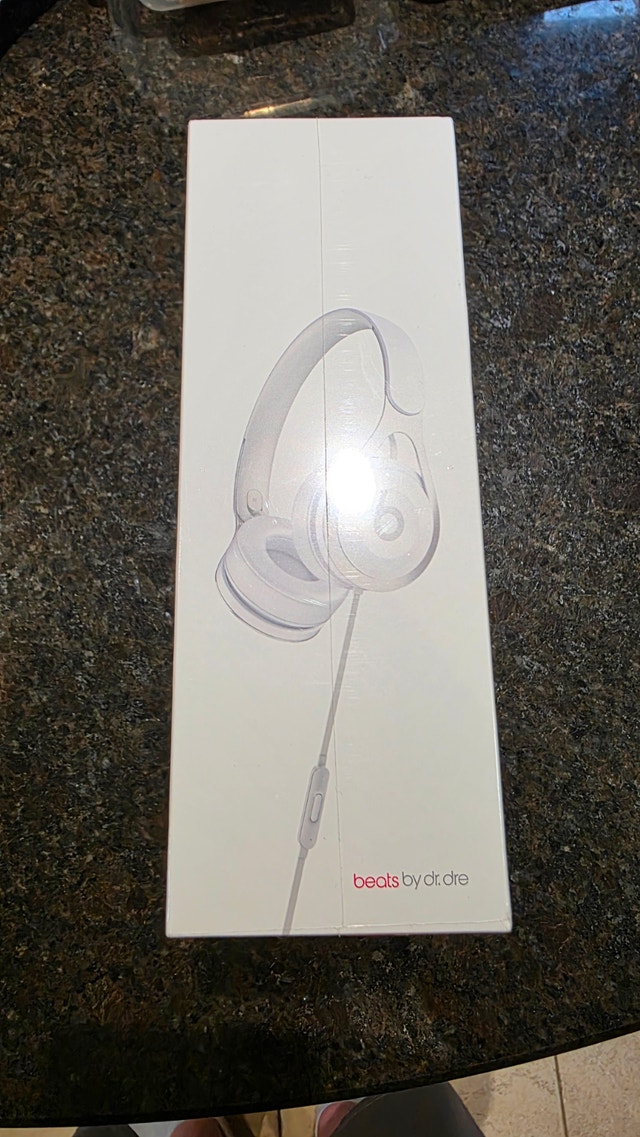 Beats EP On-Ear Headphones Sealed/New - photo 4
