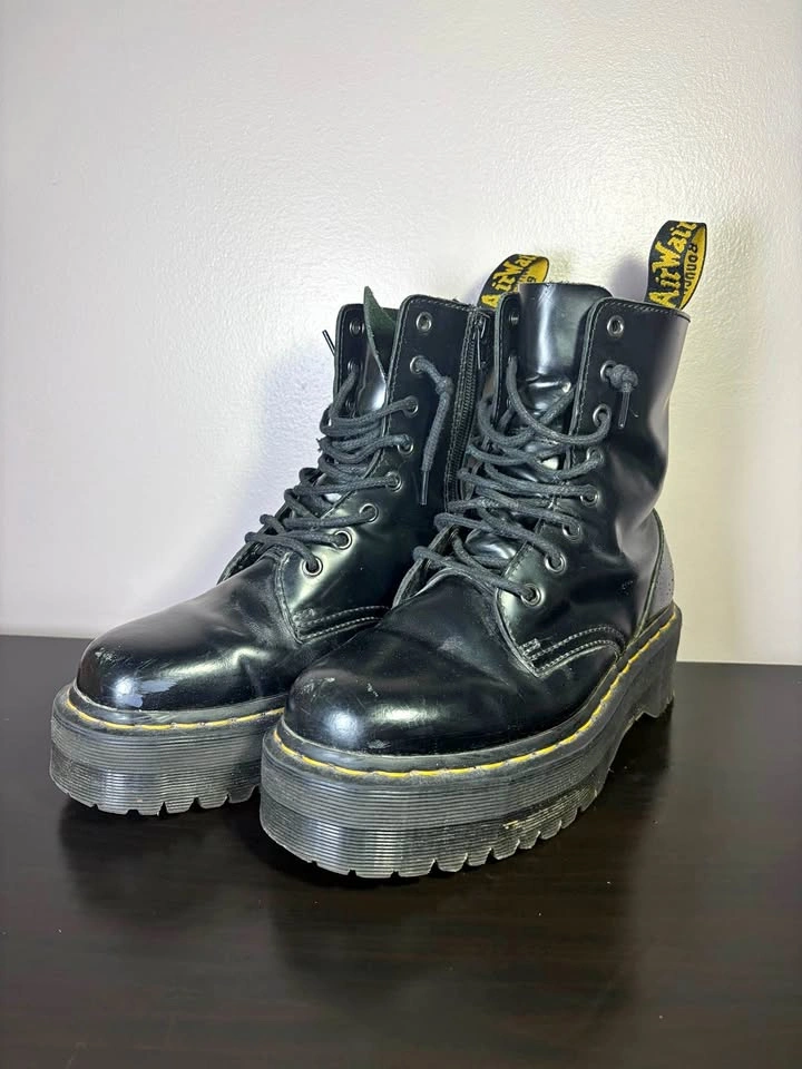 Dr Marten Jadon Size 8 Women’s