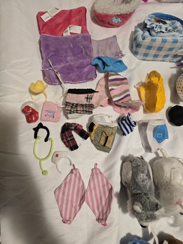 Huge Vintage Zhu Zhu Pets Lot with Accessories and Playsets - photo 2