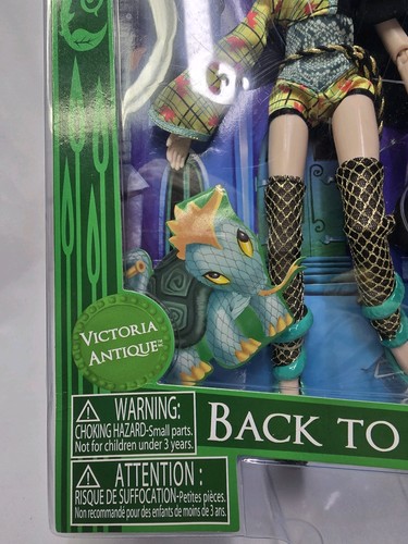Bratz Bratzillaz Back to Magic Victoria Antique Doll 2013 - photo 2