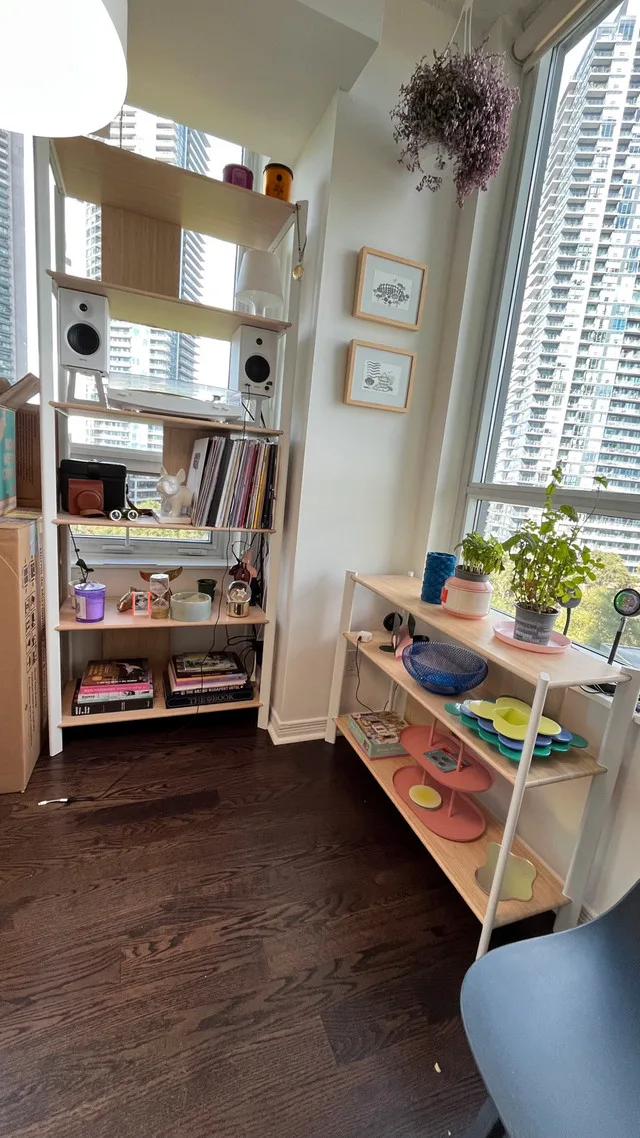 JÄTTESTA Shelf unit, white/light bamboo image indicator(4)