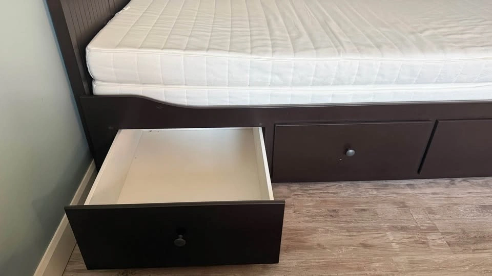 IKEA HEMNES Daybed with 3 Drawers & mattresses - photo 3
