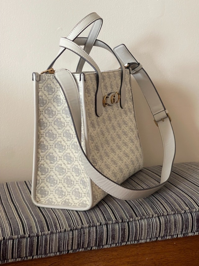 GUESS Izzy Double Compartment Tote – Never Used – $100 - photo 4