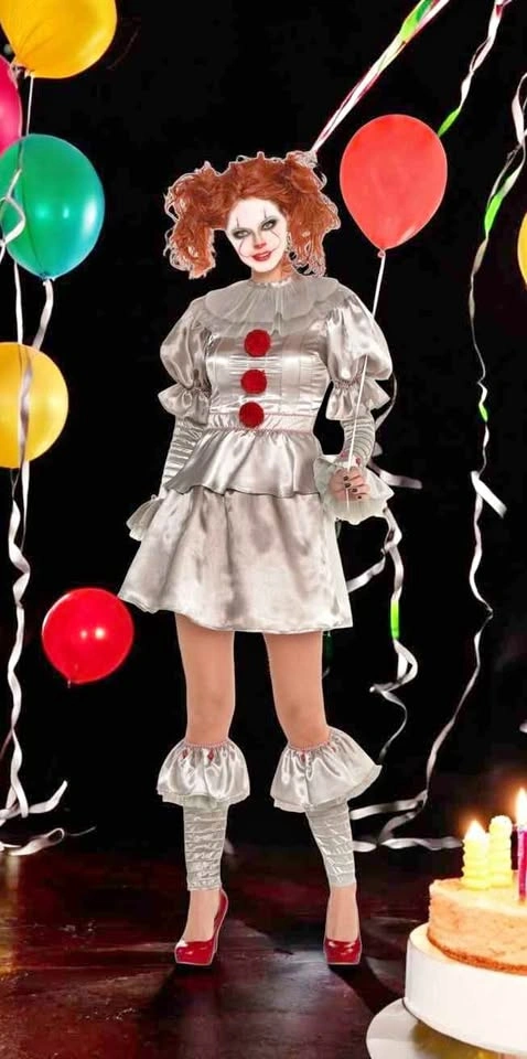 NEW 50% off IT Pennywise Clown Halloween Costume