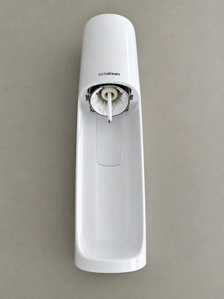 SodaStream Sparkling Water Maker White with Empty CO2