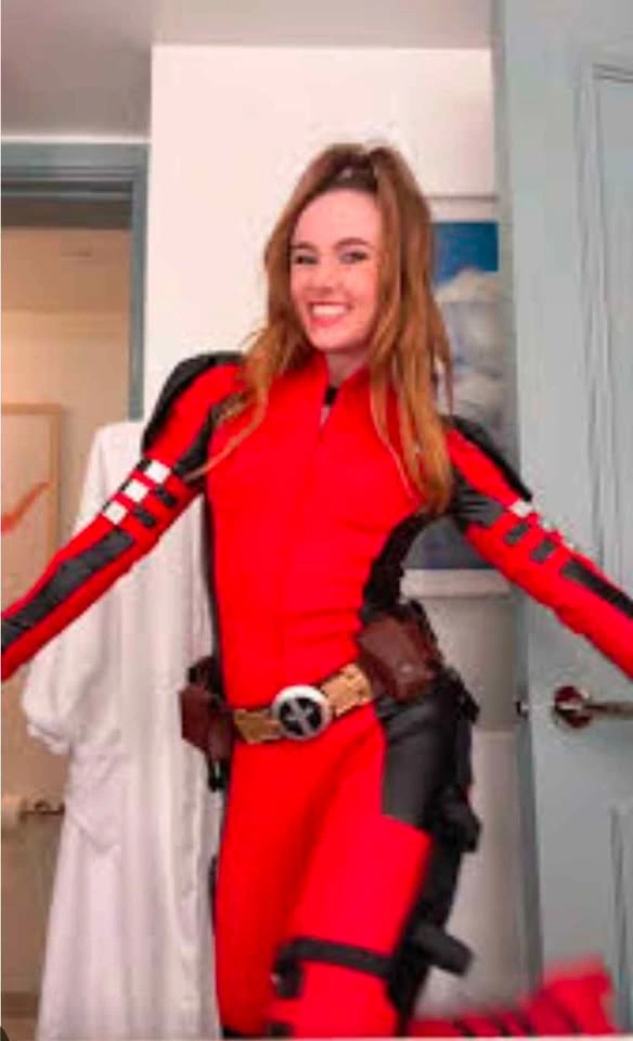 NEW 50% off Lady Deadpool signature superhero costume - photo 2