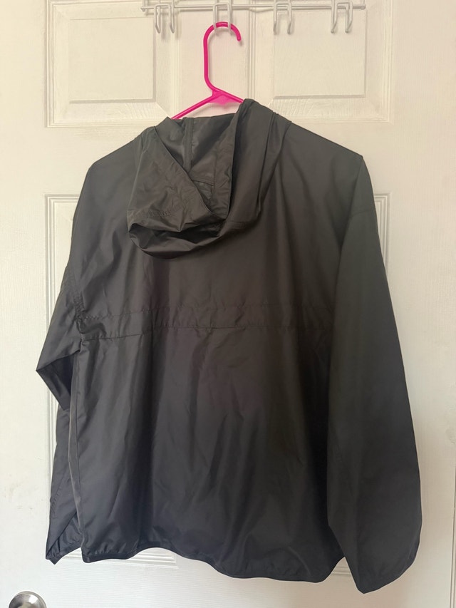 Eddie Bauer Women's Momentum Wind Hoodie - photo 2