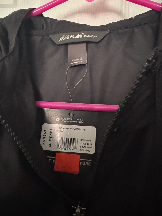 Eddie Bauer Women's Momentum Wind Hoodie - photo 3