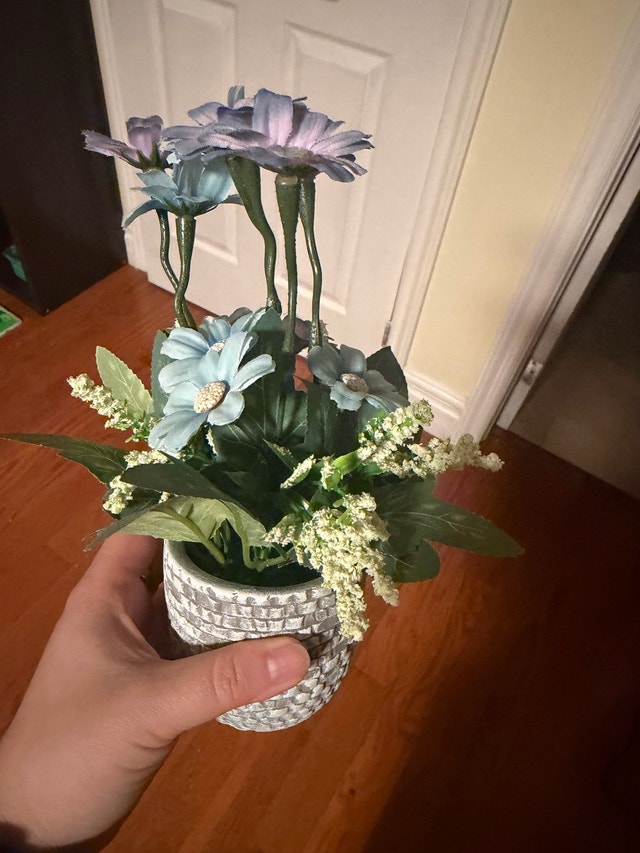 Artificial Floral Arrangement - photo 3