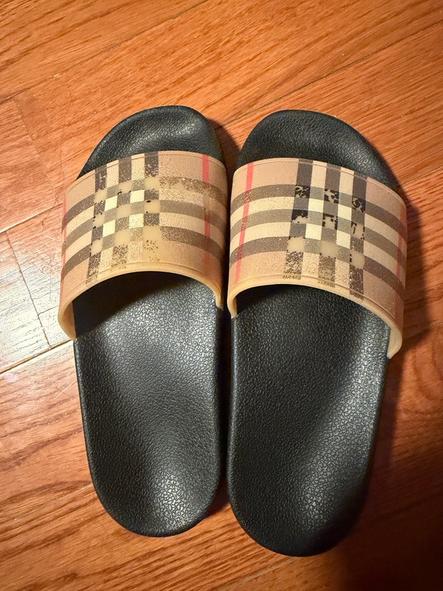 Burberry Slides