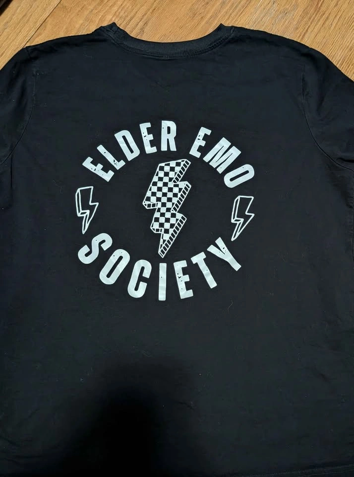" Elder Emo" T-shirt (medium) - photo 2