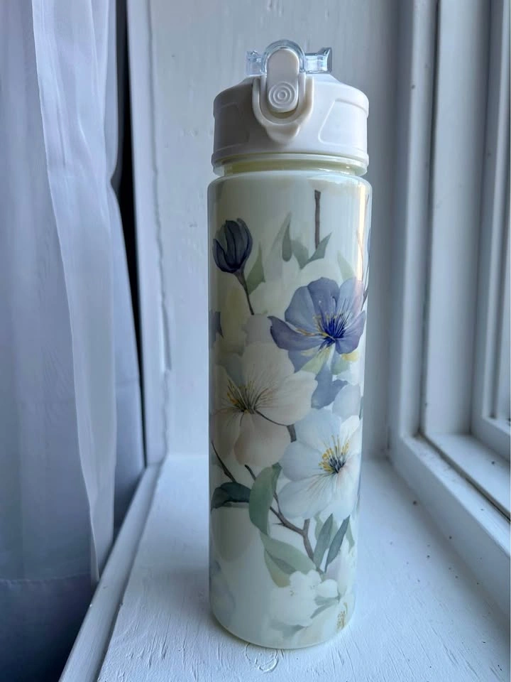 Floral Print Water Bottle with Flip Lid