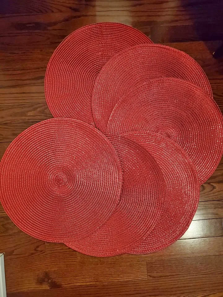 METALLIC RED PLACEMATS thumbnail