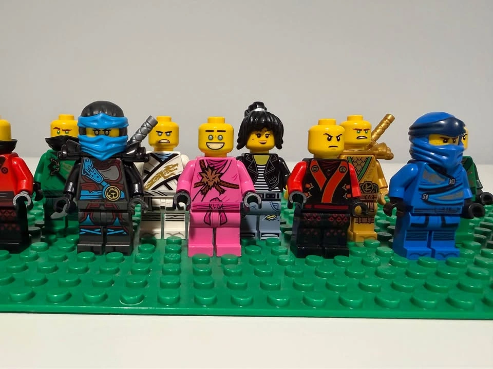Lego Ninjago Minifigure Lot - photo 3