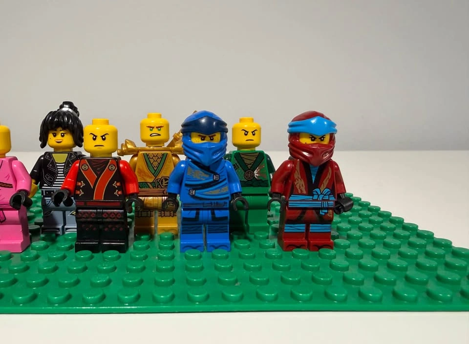 Lego Ninjago Minifigure Lot - photo 5