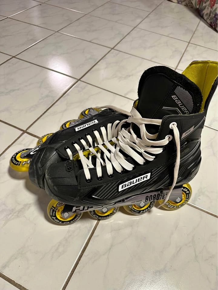 Bauer R5 Roller Skates