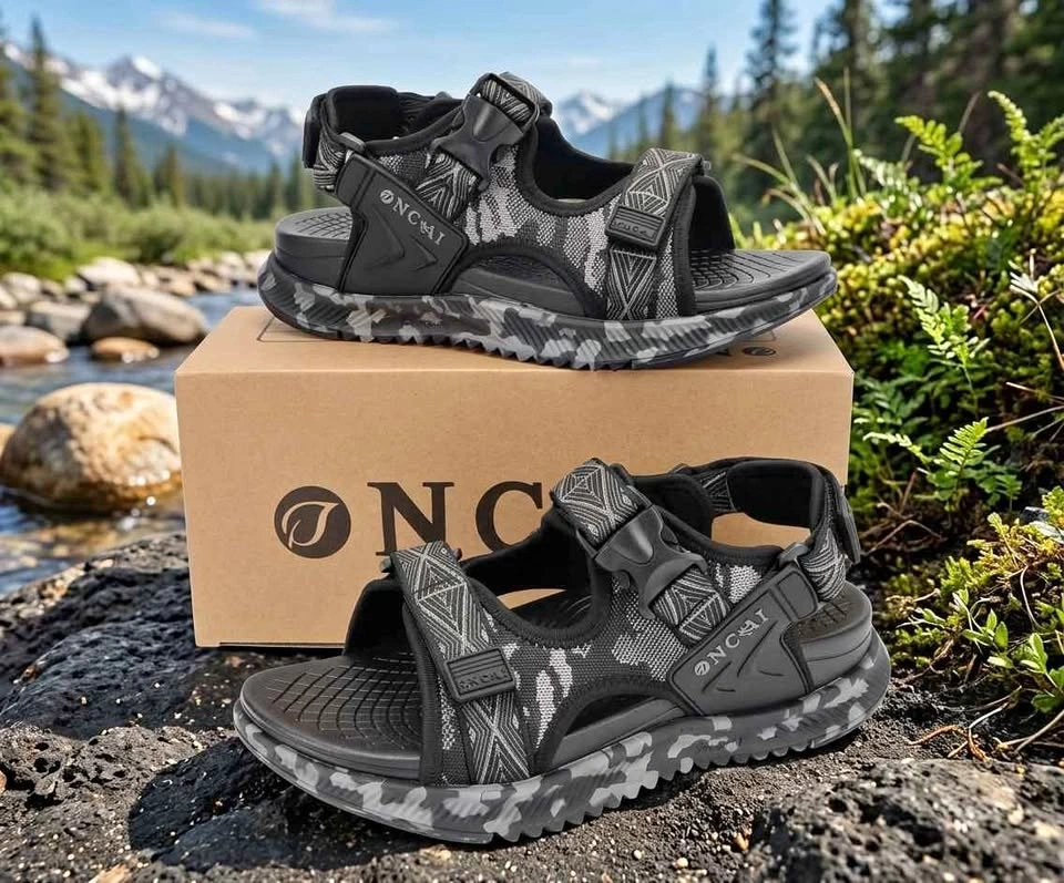 Brand New ONCAI Men's Hiking Sport Sandals - Size 11