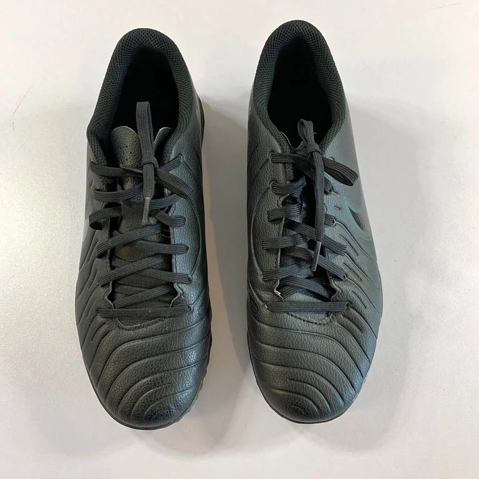 Nike Soccer Shoes 8.5