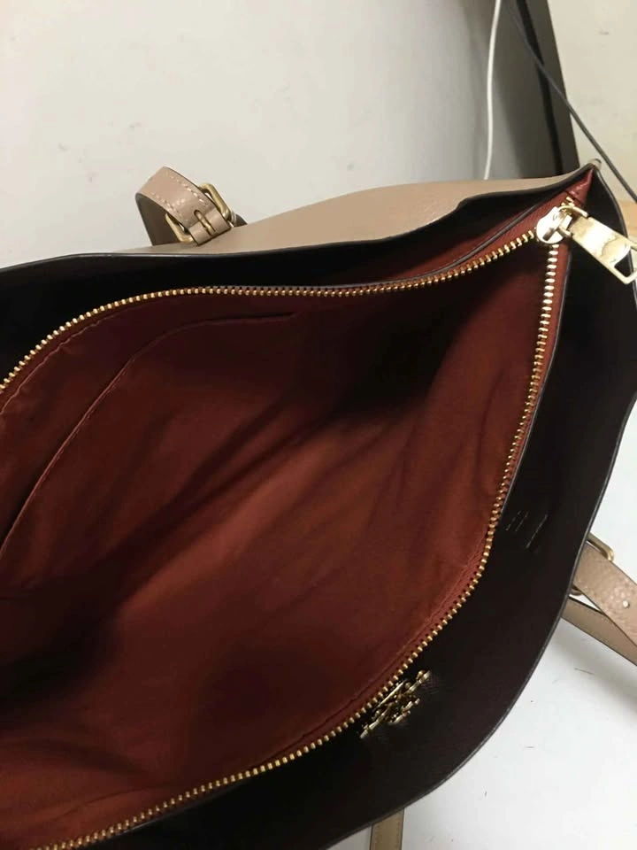 Authentic Coach Mollie large Tote in Taupe Leather - photo 5