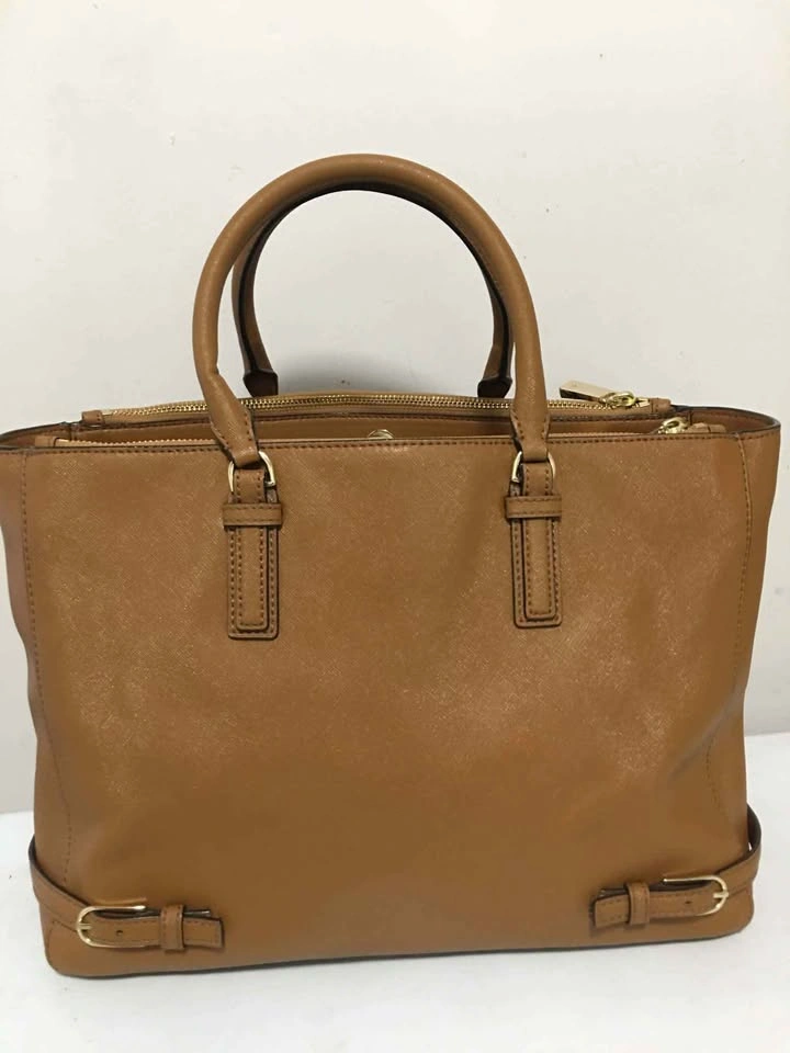 Authentic Tory Burch Robinson Saffiano large Leather Tote - photo 5