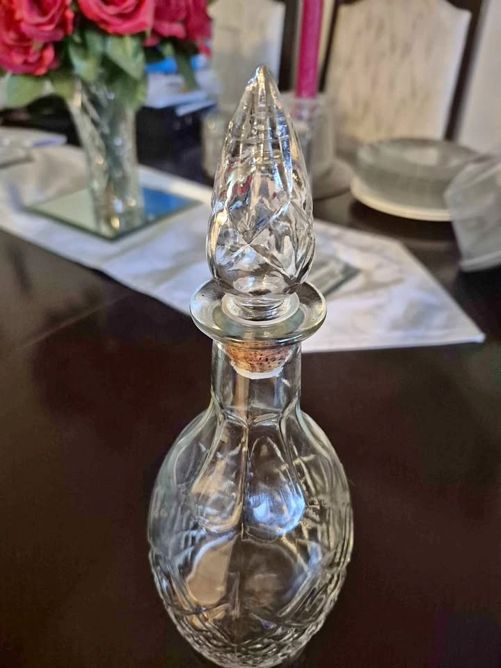 Set of 2 Glass Decanters