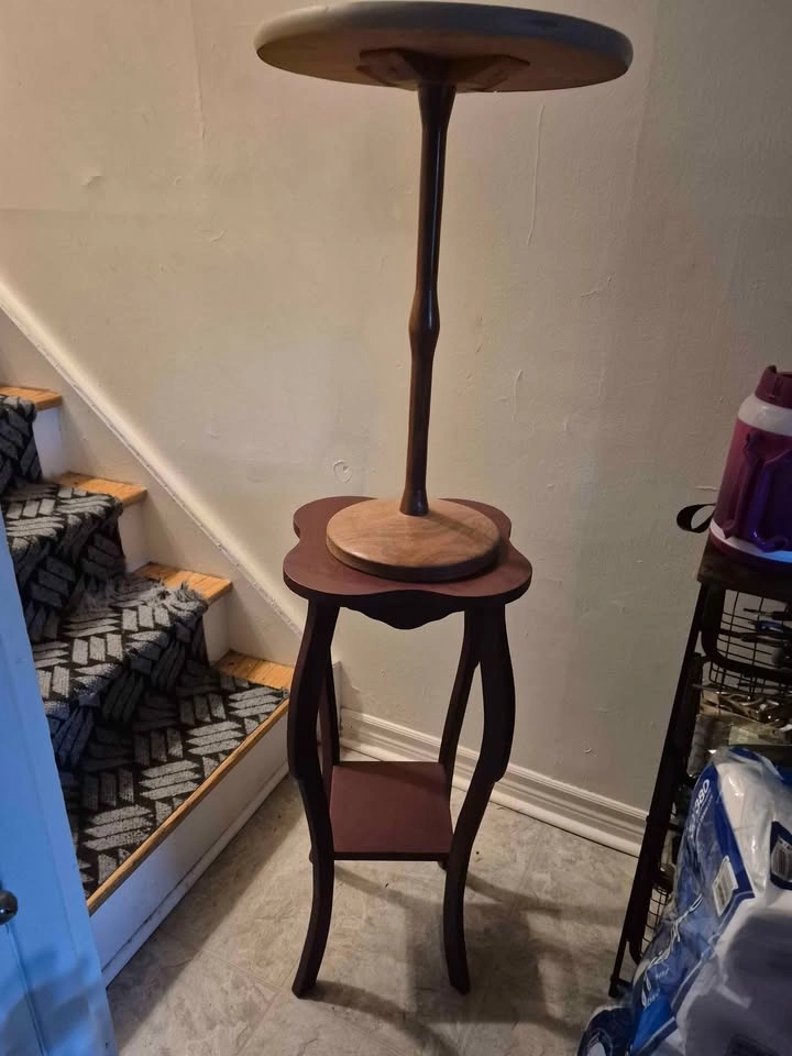2 side/decorative tables - photo 3