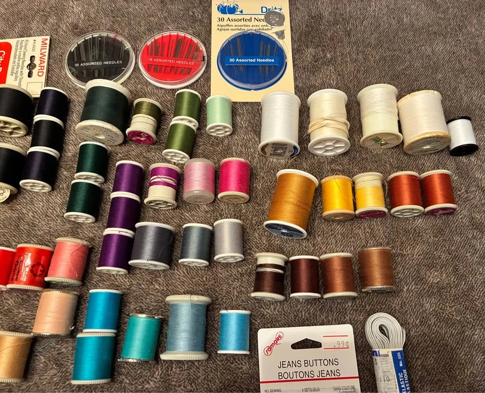 Vintage & Modern Sewing Notions & Thread Lot – Mending/Craft Kit - photo 4