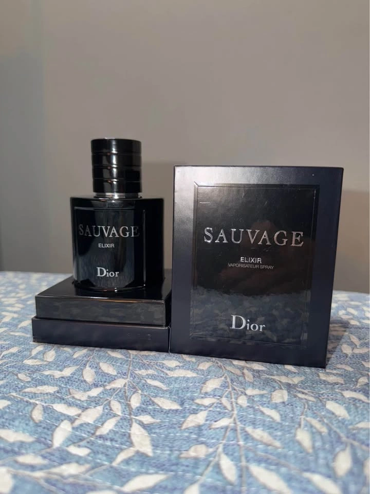 DIOR SAUVAGE ELIXIR 3.4floz (open to negotiation)