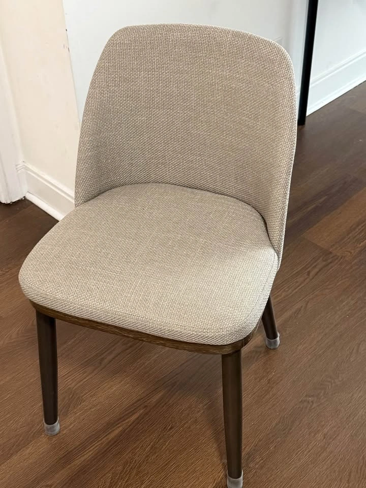 Round Dining Table and Chair Set - photo 2