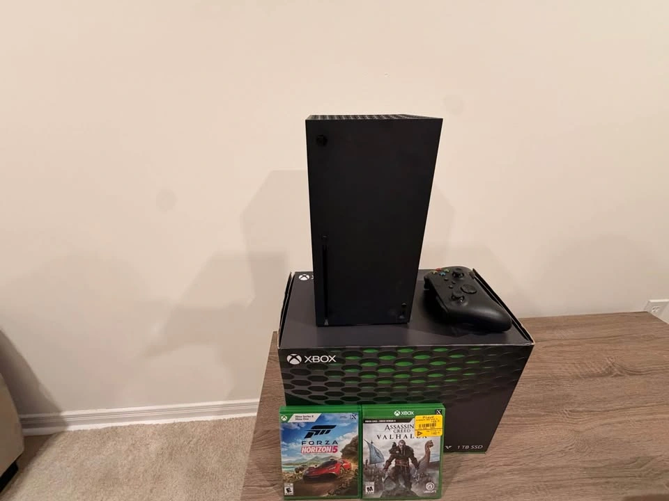 Xbox Series X (Disk Edition) 1 TB SSD - 1 Controller, 2 games - photo 2