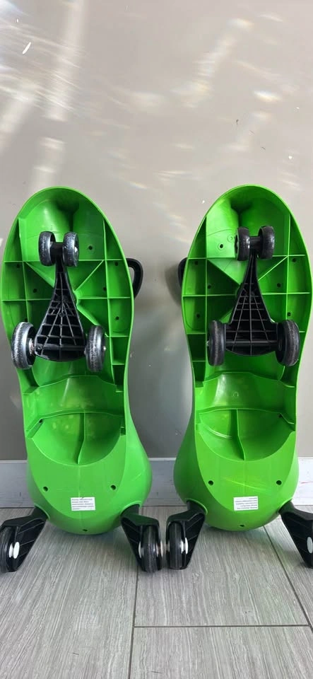 Green PlasmaCar Wiggle Cars - photo 5