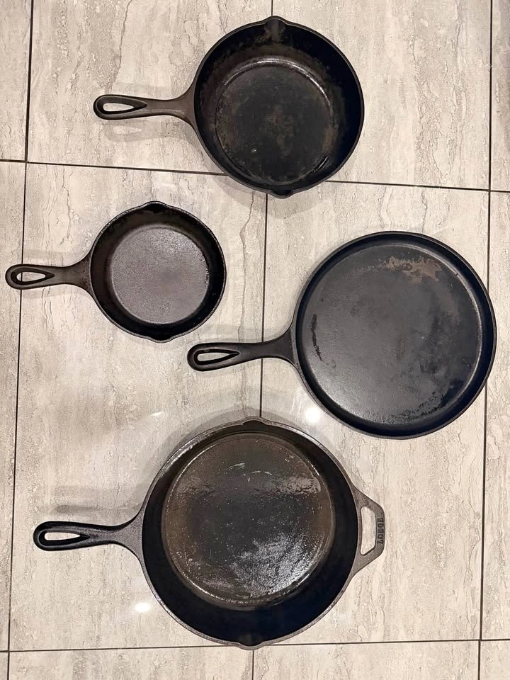 Lodge Cast Iron Skillet and Griddle Set of 4