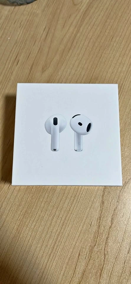 Airpods 5 Brand New Sealed – Genuine