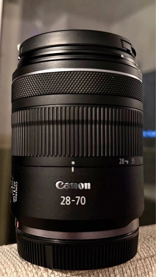 RF28-70mm F2.8 IS STM