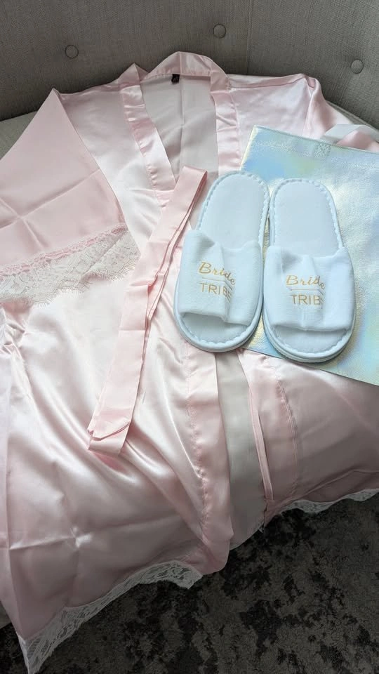 Wedding Gifts & Accessories - robes, gifts, stationery, and more - photo 4