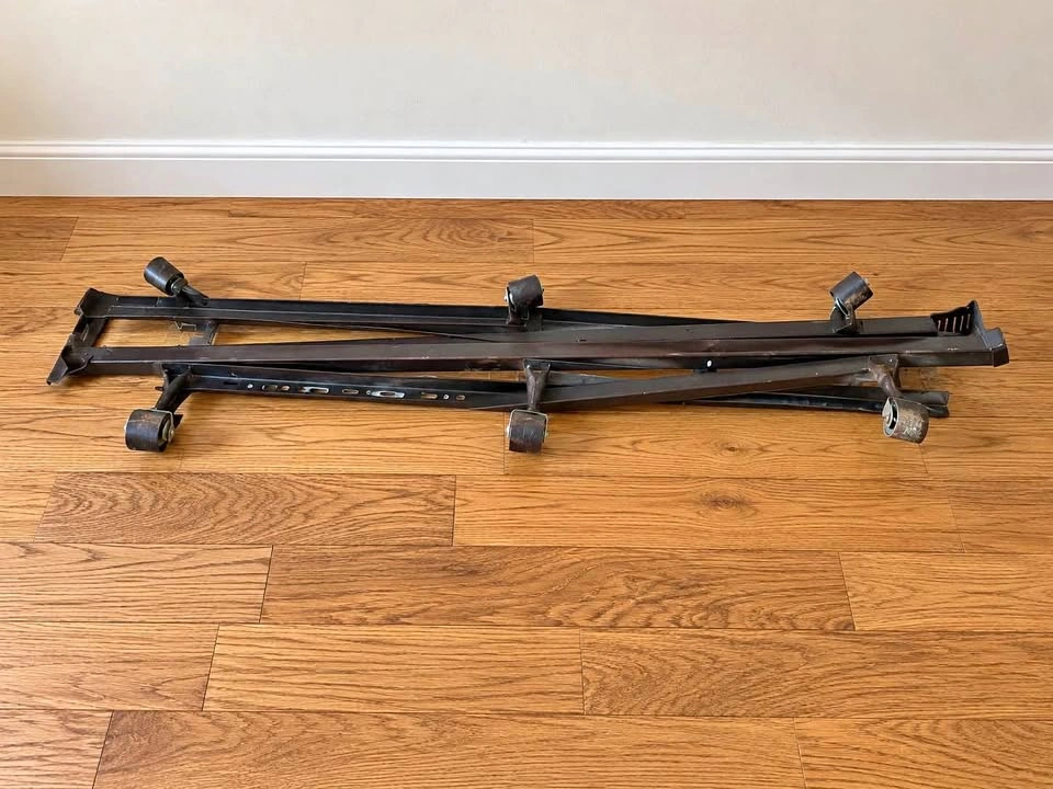 Queen / King Metal Bed Frame