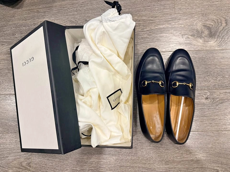 Gucci Jordaan Horsebit Loafers