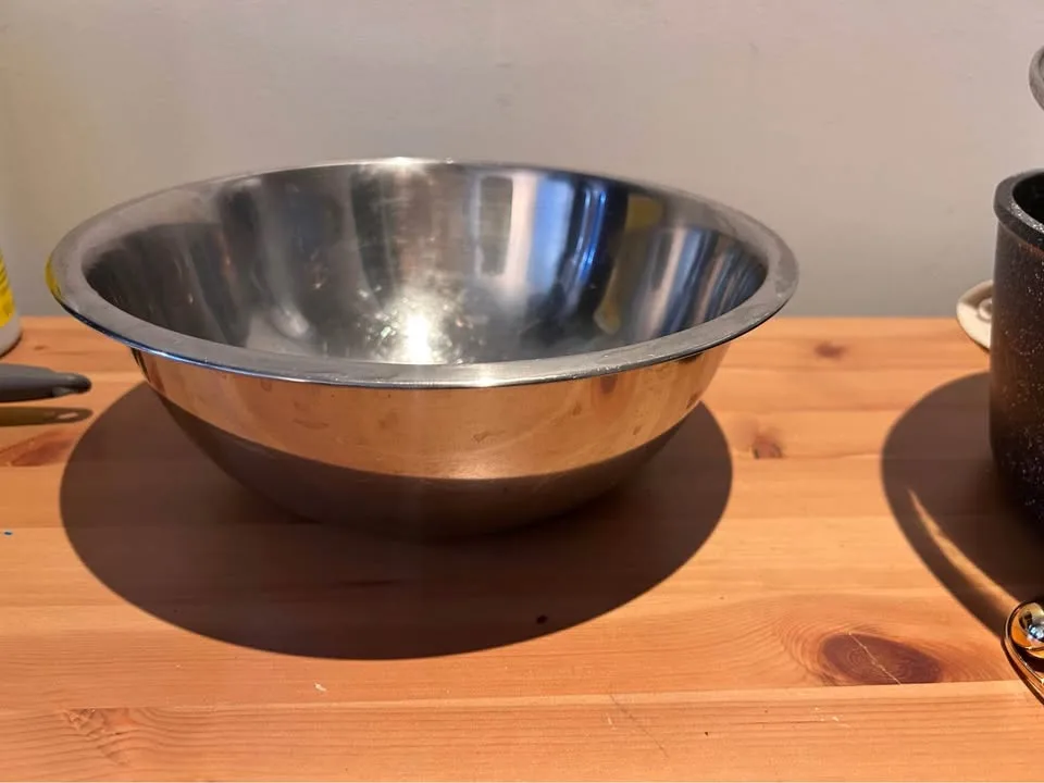 Stainless Steel Mixing Bowl image indicator(2)