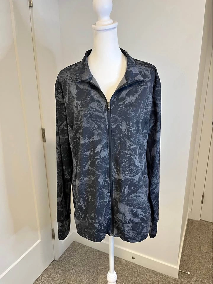 LOLE Lightweight Zip-Up Jacket - Size XL