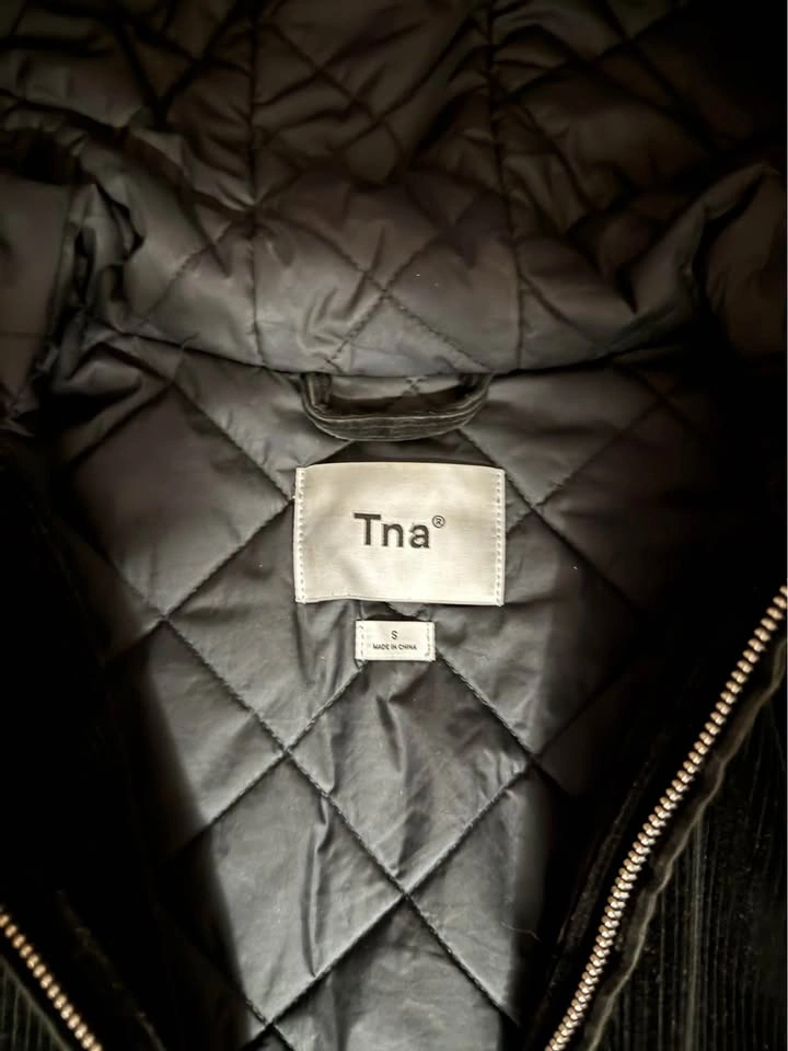 Aritzia Jacket - Women’s Small - photo 2